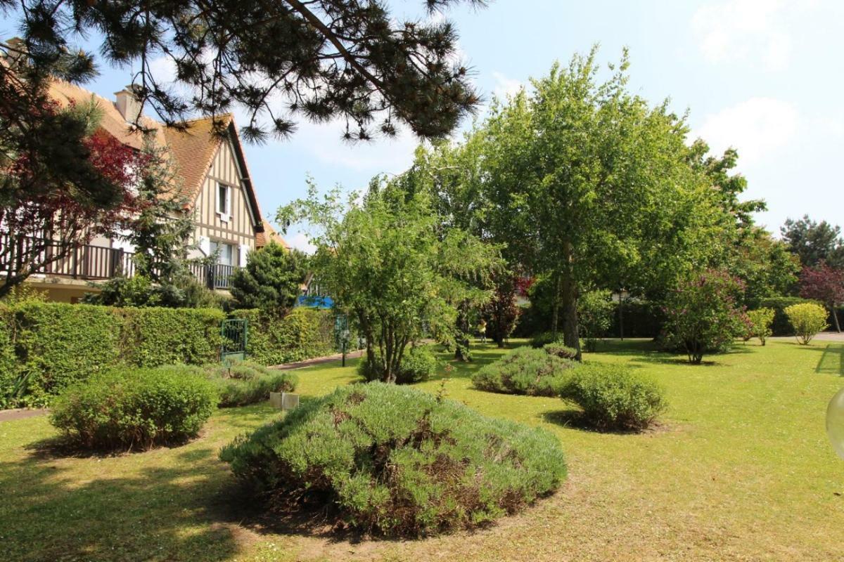 Cadre Exceptionnel: Duplex Classe 4**** Tennis, Piscine, Parking, Linge Inclus, Wifi, Materiel Bebe, Proximite Centre Deauville Eksteriør billede